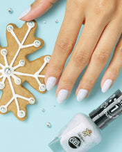 Sally Hansen Miracle Gel x Gingerbread Kisses Holiday Wishes Collection Nail Polish, 909 Baking Spirits Bright