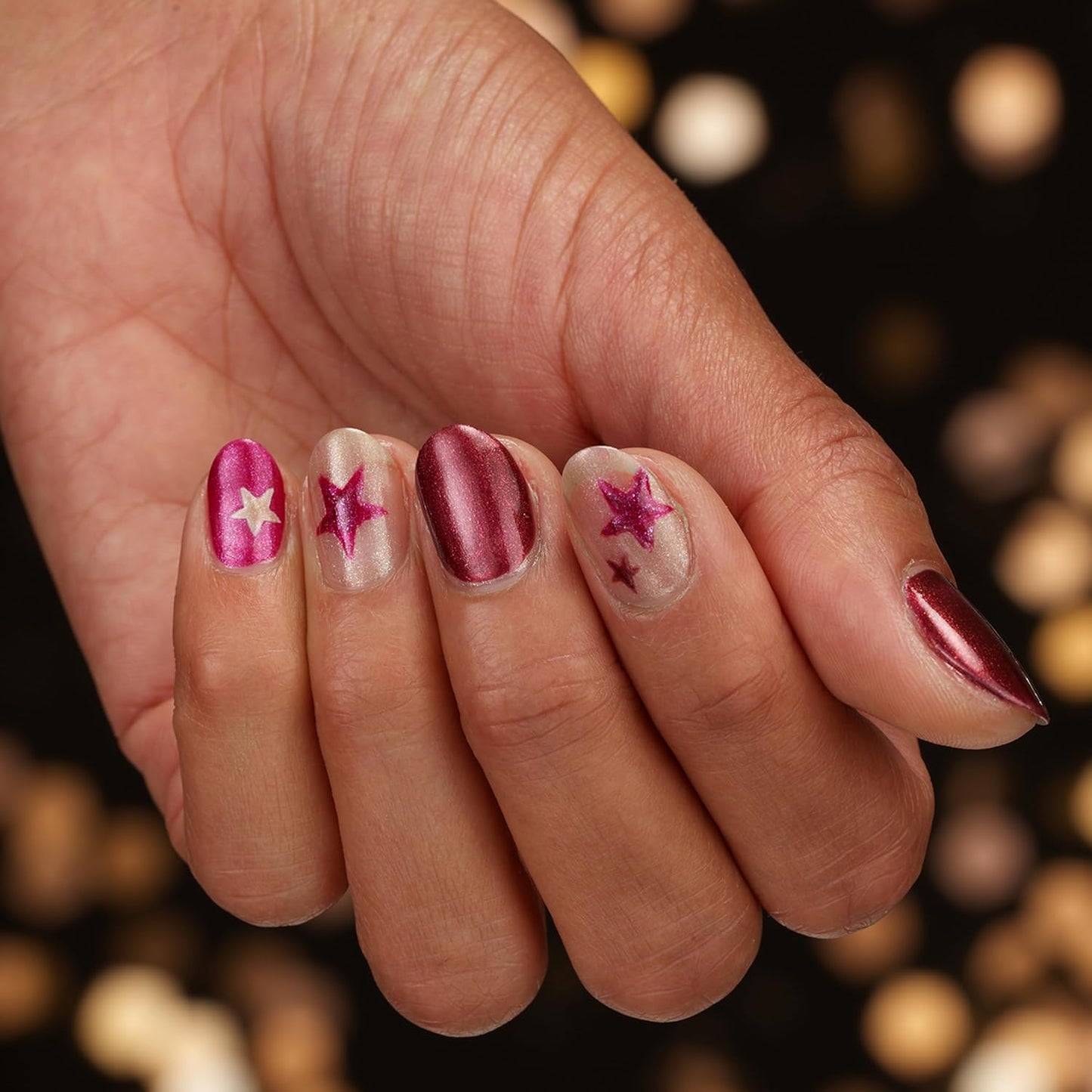 Sally Hansen Miracle Gel x Once Upon A Holiday Collection Nail Polish, 916 Winterlust