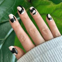 Olive & June The Super Stick Mani Halloween Press - On Nails, Batty for You - A1 Great Deals - Olive & June - 810116249459