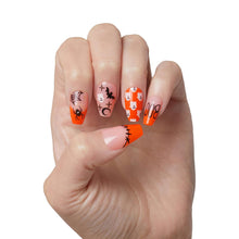 KISS Voguish Fantasy Glow in the Dark Halloween Nails