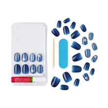 KISS Voguish Fantasy Holiday Nails, 93157 FV15YX Merry Clause