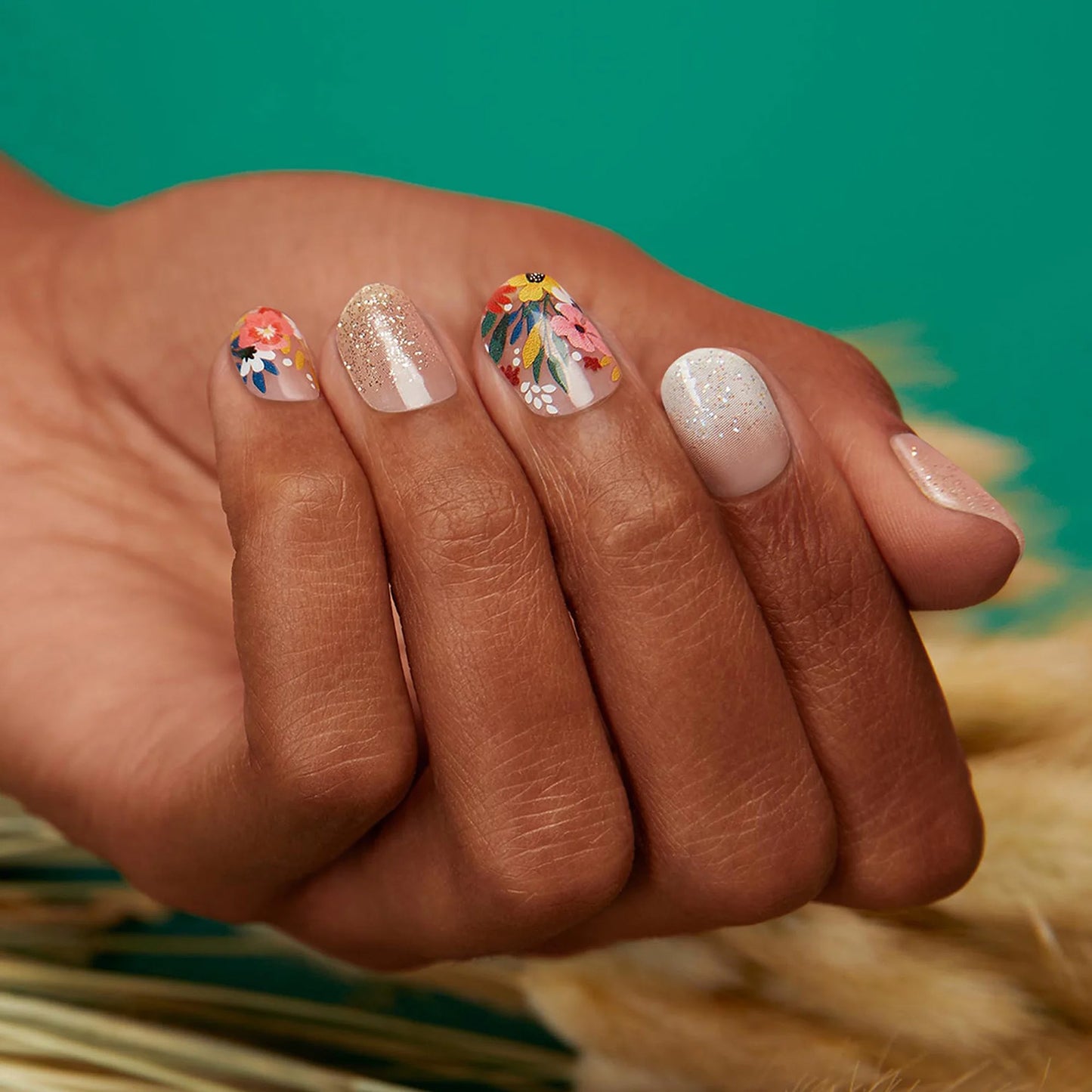 Dashing Diva Gloss Ultra Shine Gel Nail Strips, GS351 Wallflower Frenzy