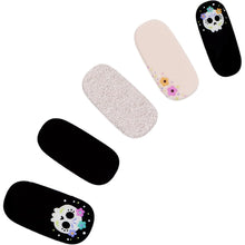 Dashing Diva Gloss Ultra Shine Gel Nail Strips, GS671 Sugar Coat It
