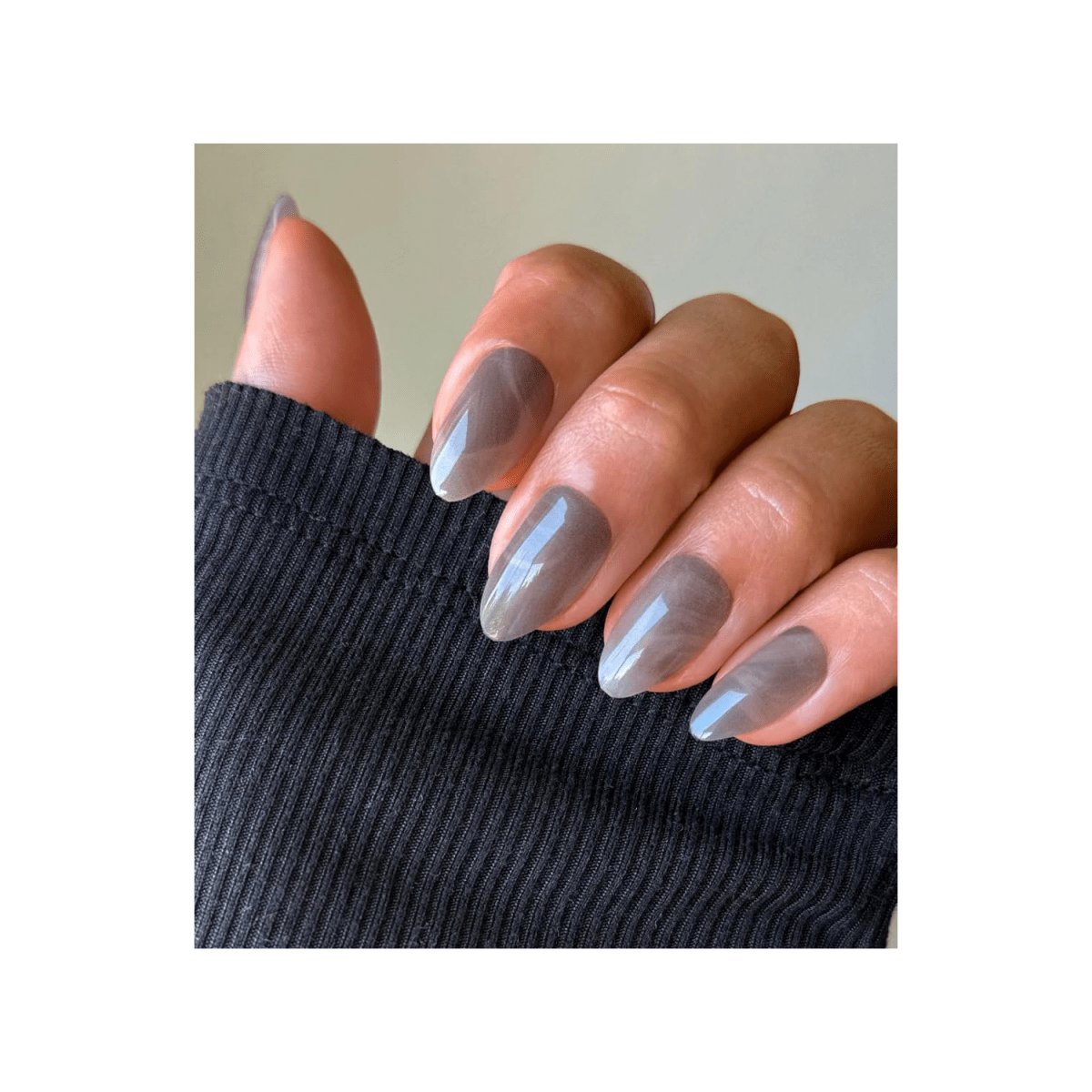 Olive & June Instant Mani Halloween Press - on Nails, Smoke Signals - A1 Great Deals - Olive & June - 810116249541